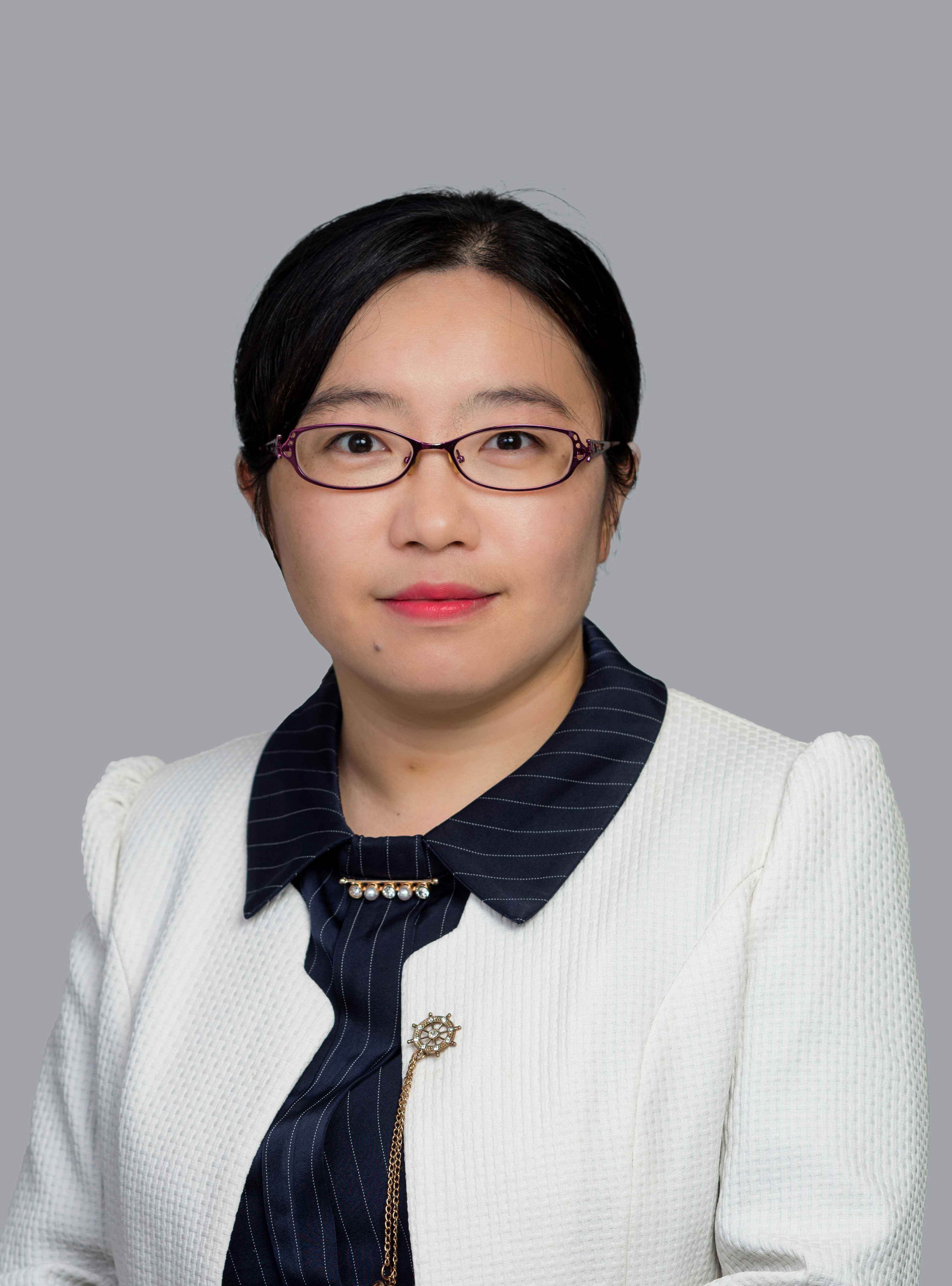 Image of headshot of Dr Xin Zhou